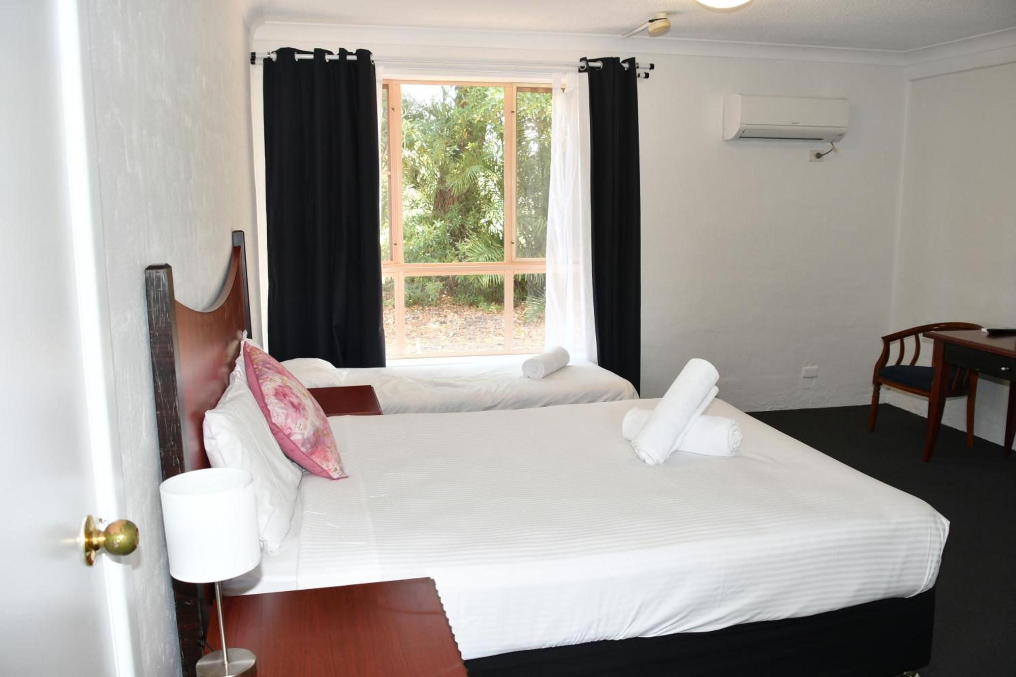 Golf Place Inn Wollongong Primbee Luaran gambar